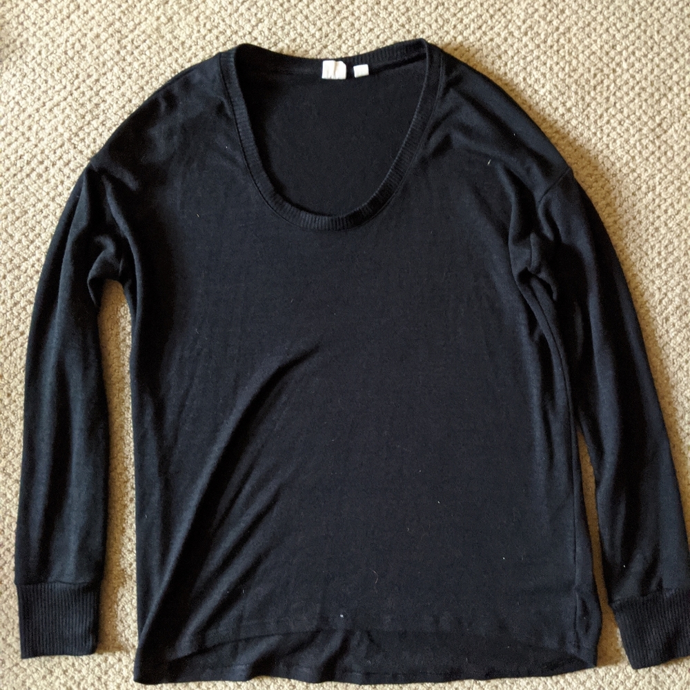 Gap Black Scoopneck Longsleeve Small
